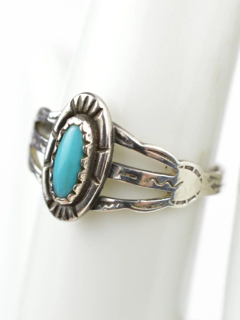 Vintage Navajo Sleeping Beauty Turquoise Sterling Silver Ring Size 6.75 Arrow